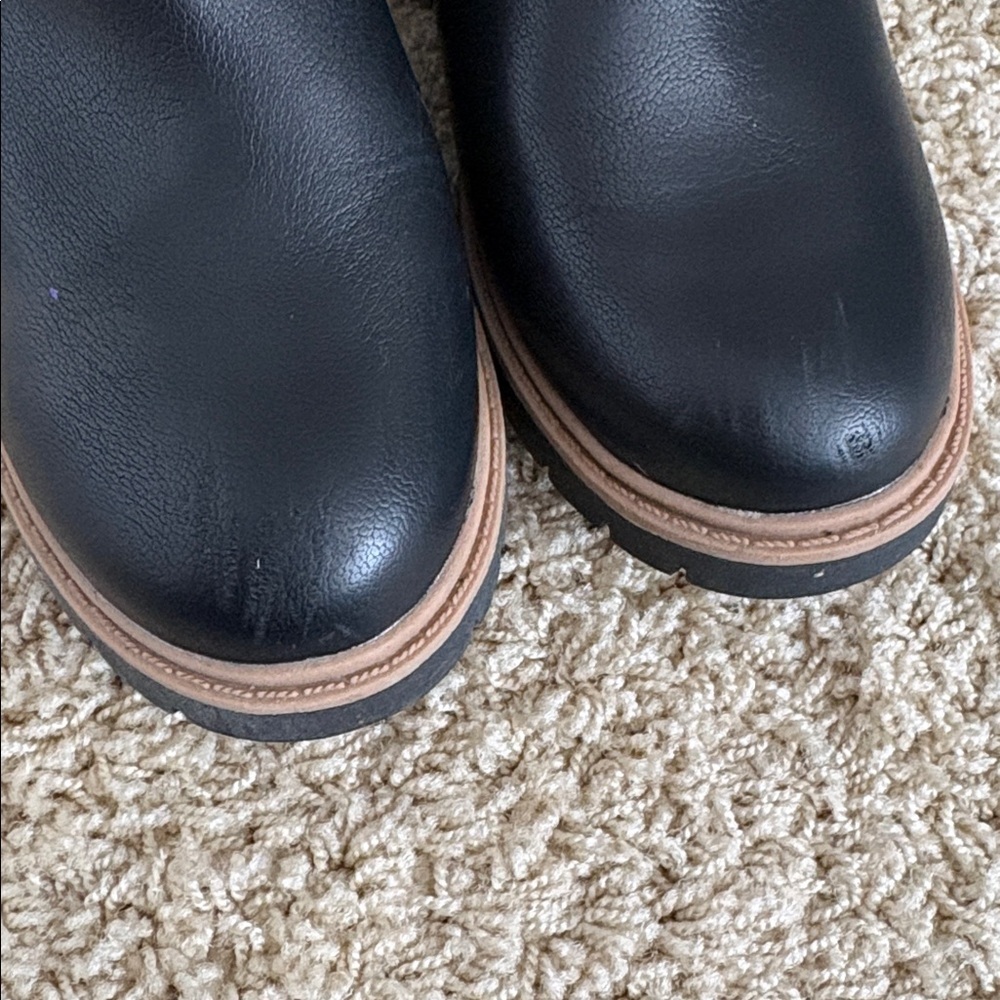 Art Class | Laurel Chelsea Boots (Black) -EUC - Picture 9 of 15